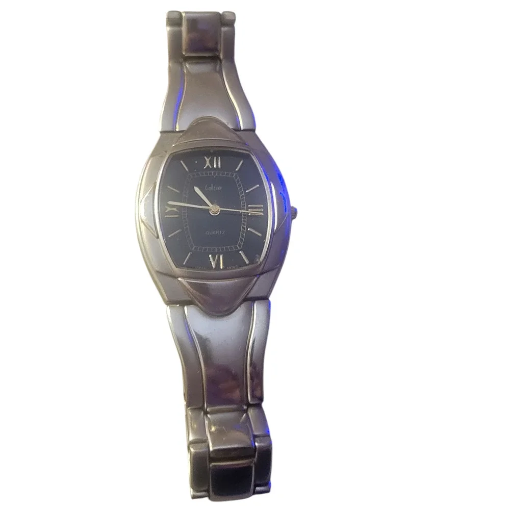 Collezio Ladies Watch Elegant Dressy Silver Band New Battery Stainless Steel‎